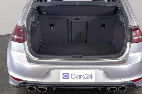 2015 Volkswagen Golf R 7