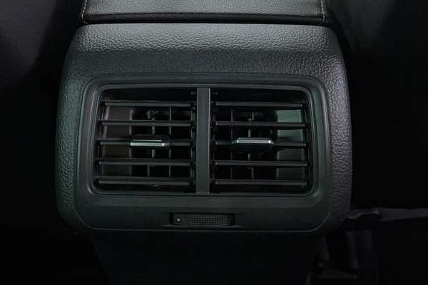 2015 Volkswagen Golf R 7