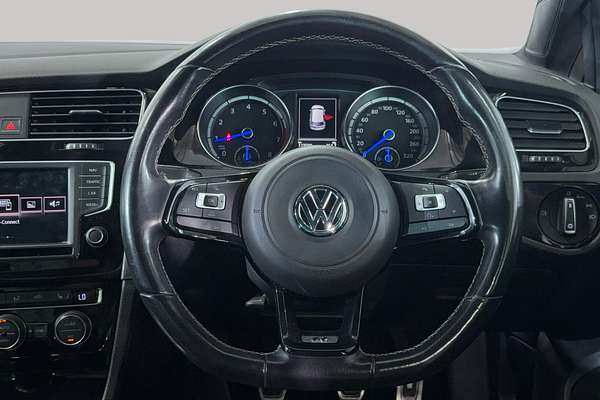 2015 Volkswagen Golf R 7