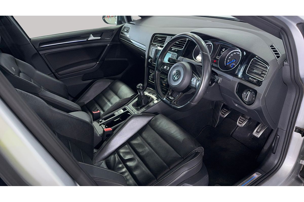 2015 Volkswagen Golf R 7