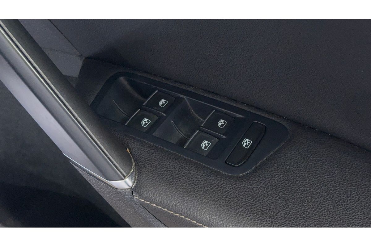 2015 Volkswagen Golf R 7