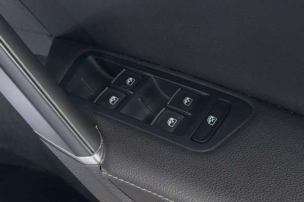 2015 Volkswagen Golf R 7