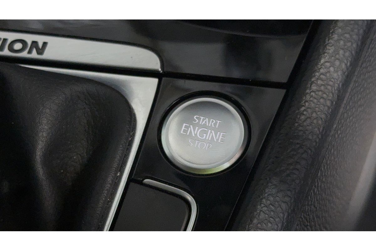 2015 Volkswagen Golf R 7