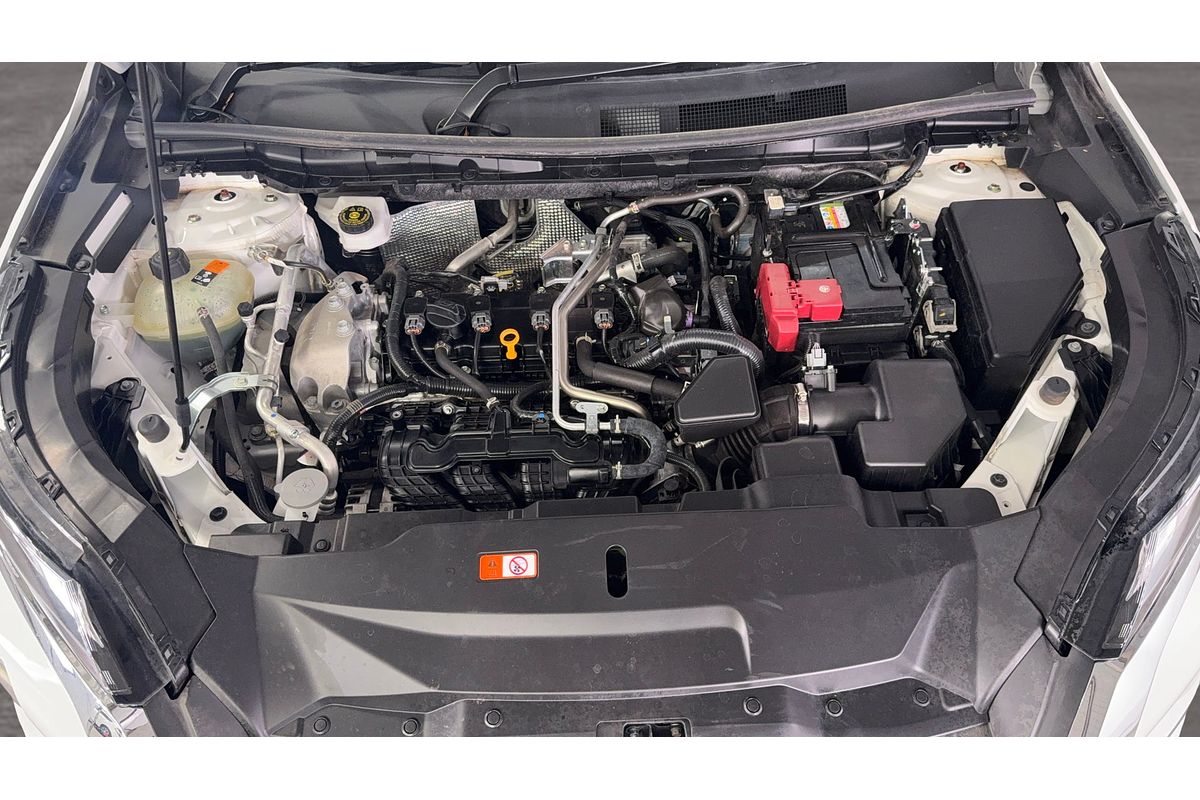 2023 Mitsubishi Outlander ES ZM