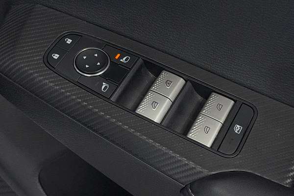 2023 Mitsubishi Outlander ES ZM