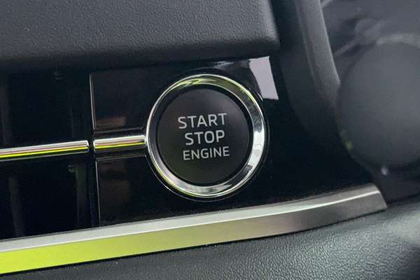 2023 Mitsubishi Outlander ES ZM