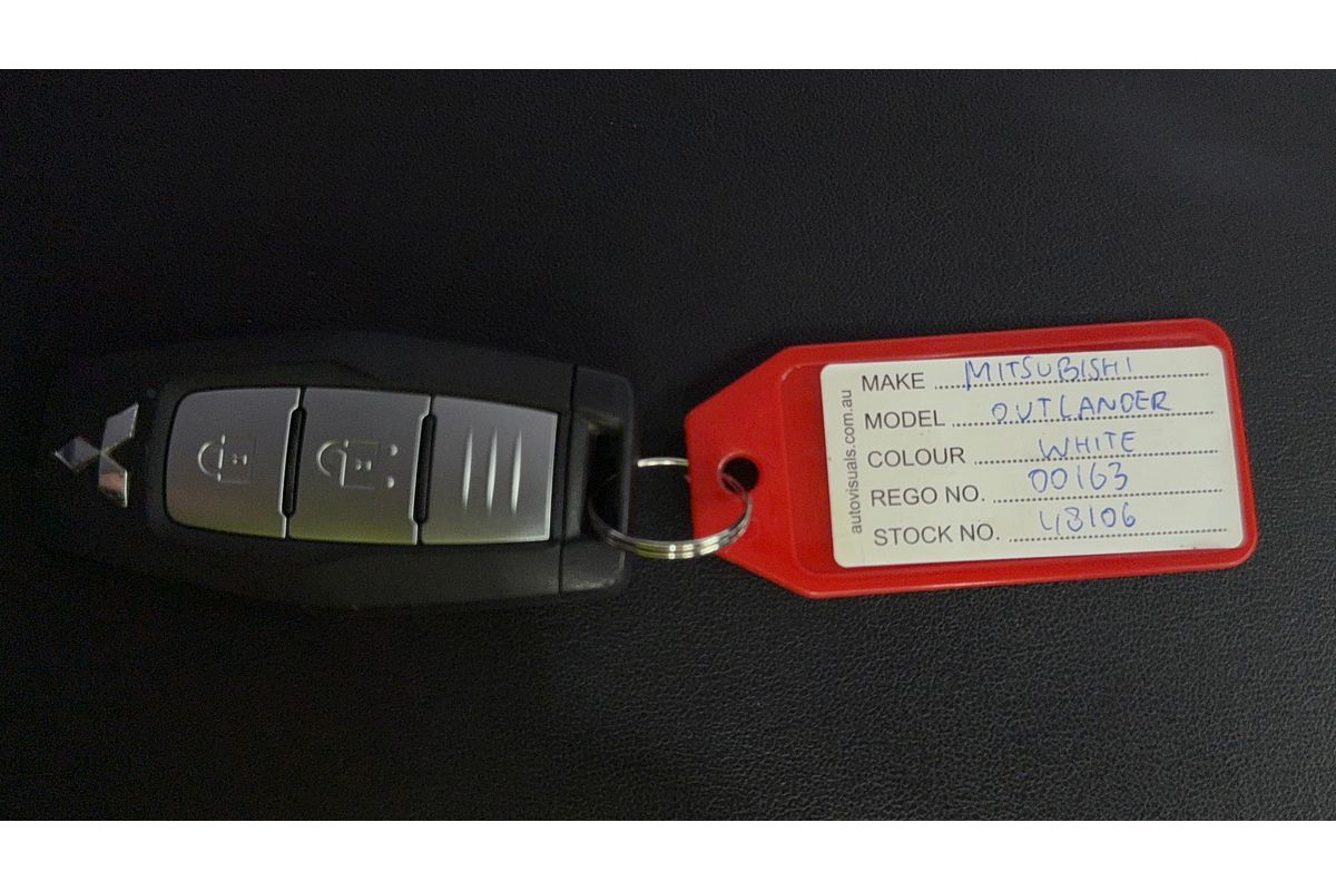 2023 Mitsubishi Outlander ES ZM