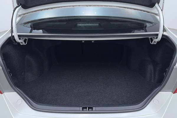 2017 Toyota Aurion Presara GSV50R