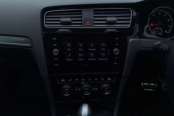 2017 Volkswagen Golf 110TSI Highline 7.5