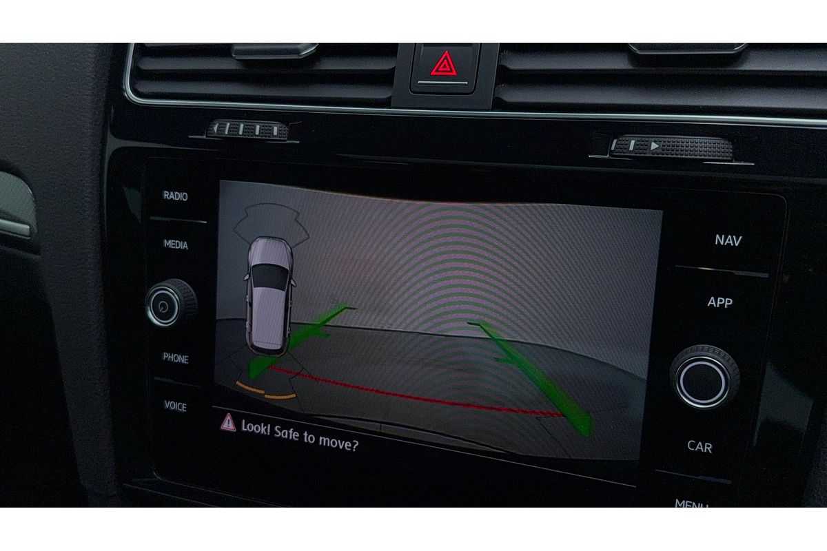 2017 Volkswagen Golf 110TSI Highline 7.5