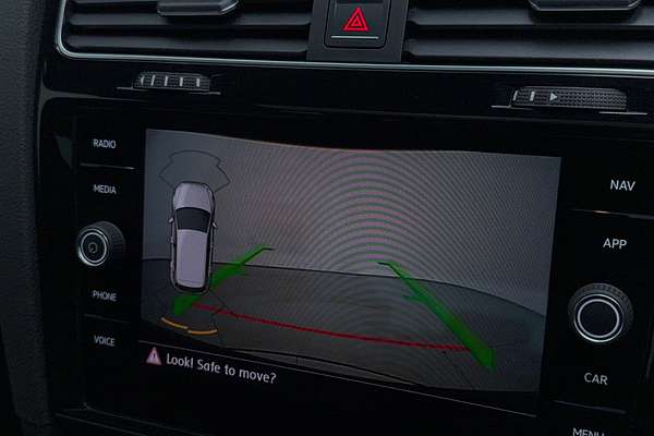 2017 Volkswagen Golf 110TSI Highline 7.5