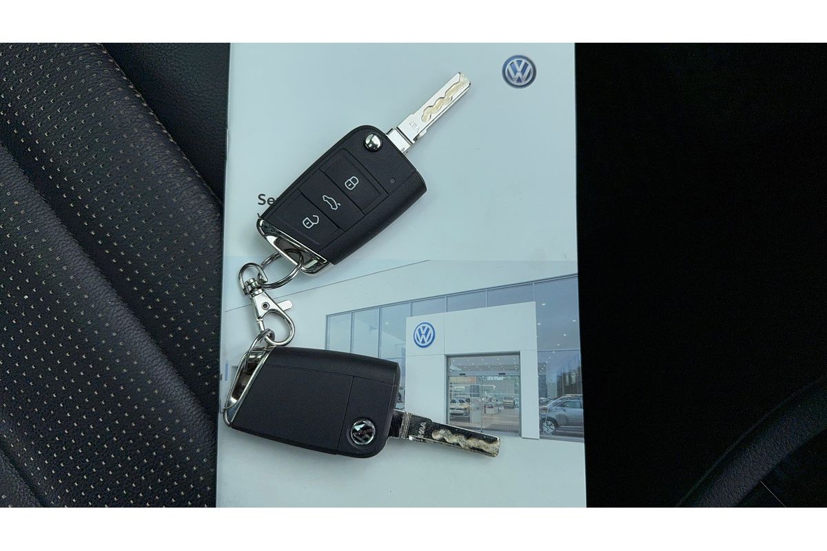 2017 Volkswagen Golf 110TSI Highline 7.5