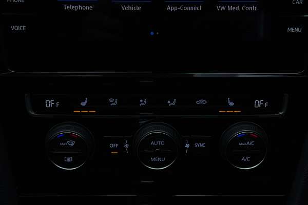 2017 Volkswagen Golf 110TSI Highline 7.5