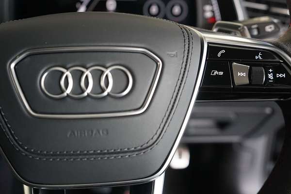 2024 Audi RS6 Performance C8