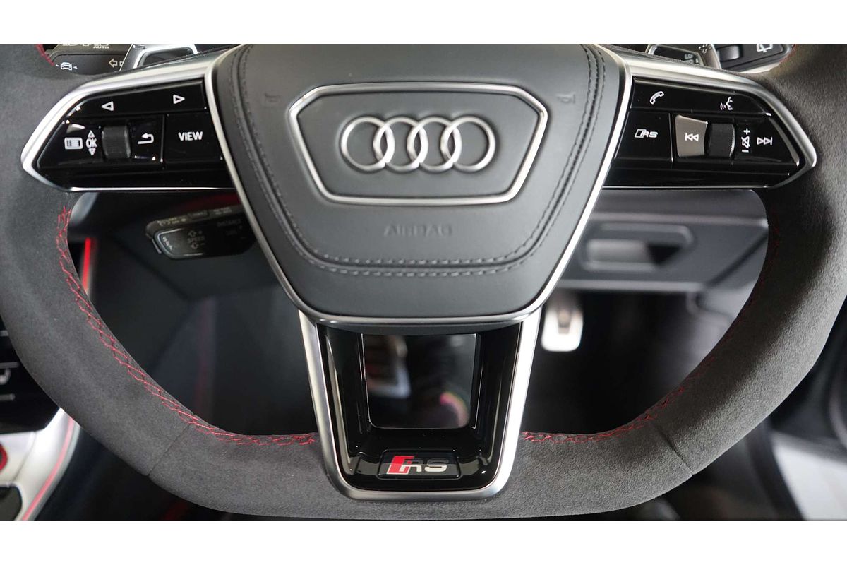 2024 Audi RS6 Performance C8