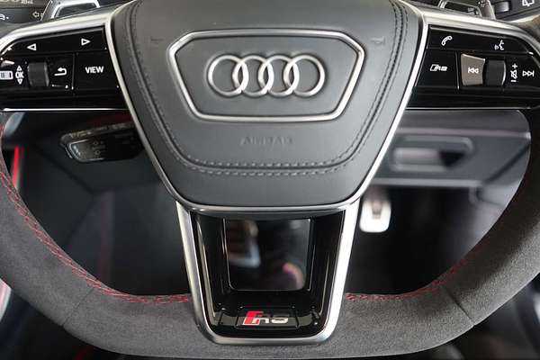 2024 Audi RS6 Performance C8