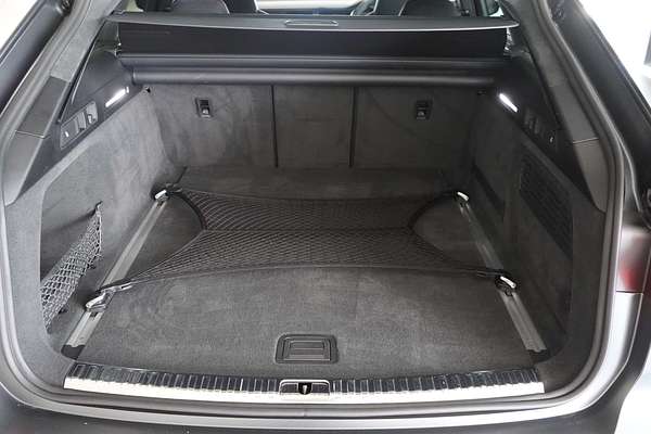 2024 Audi RS6 Performance C8