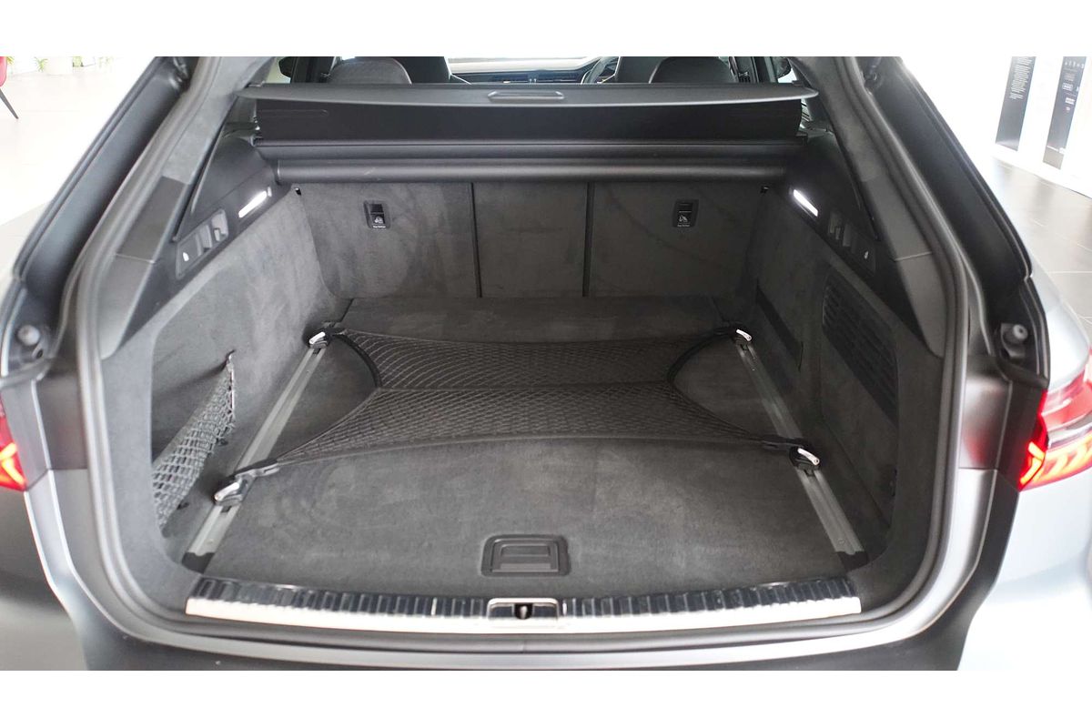 2024 Audi RS6 Performance C8