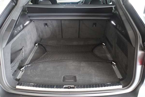 2024 Audi RS6 Performance C8