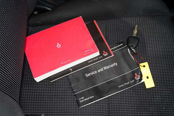 2011 Mitsubishi Lancer ES CJ