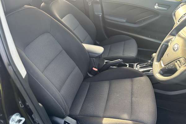 2016 Kia Cerato S YD