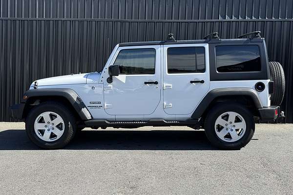2017 Jeep Wrangler Unlimited Sport JK