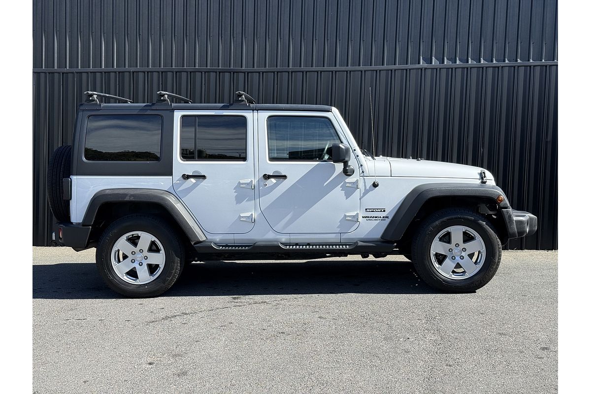 2017 Jeep Wrangler Unlimited Sport JK