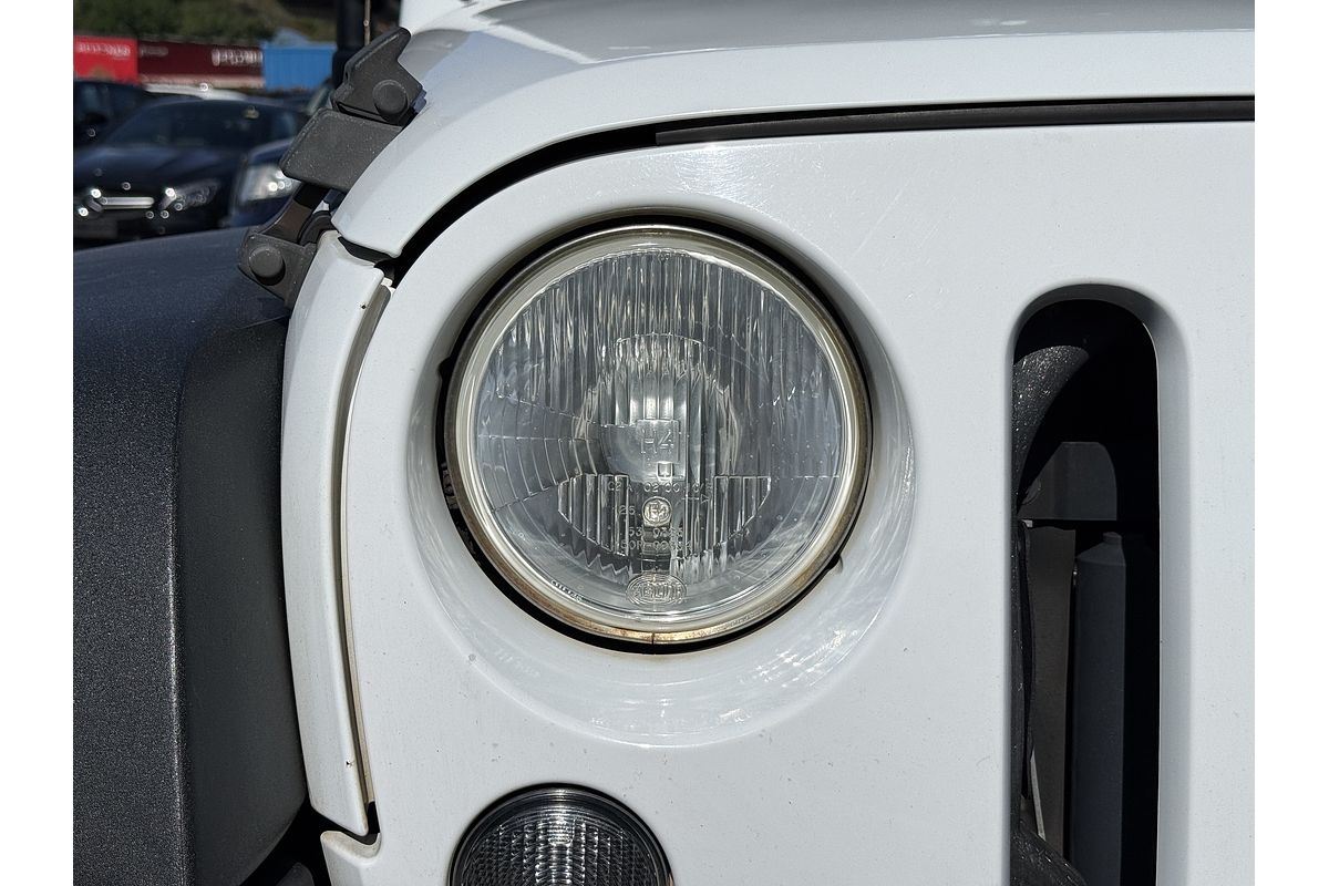 2017 Jeep Wrangler Unlimited Sport JK