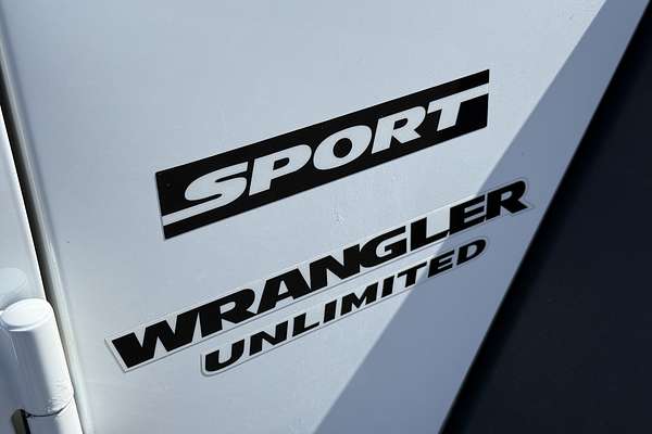 2017 Jeep Wrangler Unlimited Sport JK