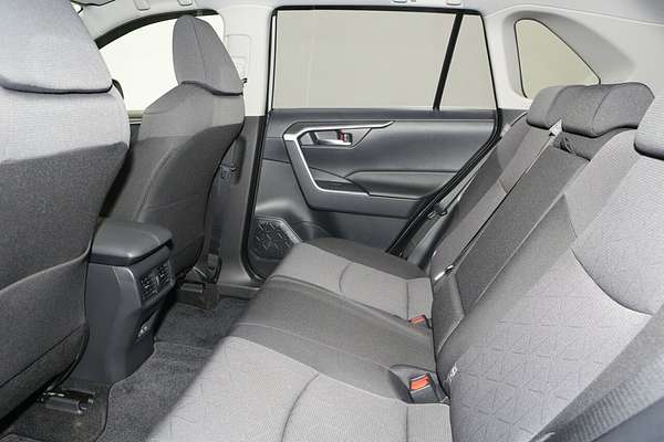 2025 Toyota RAV4 GXL AXAH54R