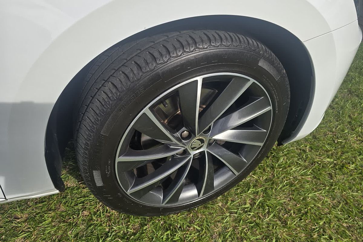 2016 SKODA Superb 162TSI NP