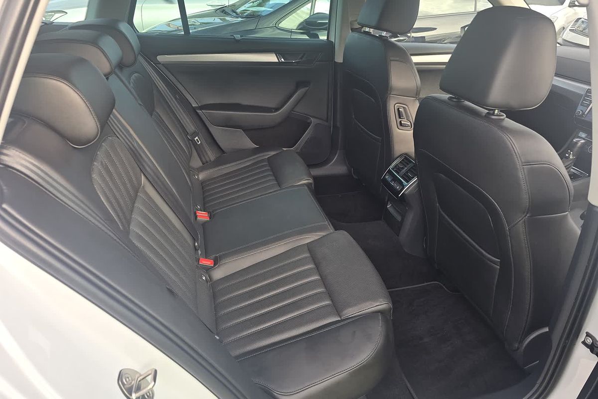 2016 SKODA Superb 162TSI NP