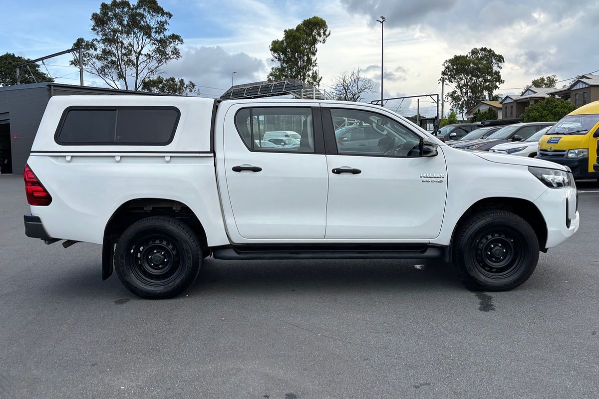 2021 Toyota Hilux Hilux 4x2 SR 2.8L T Diesel Automatic Double Cab