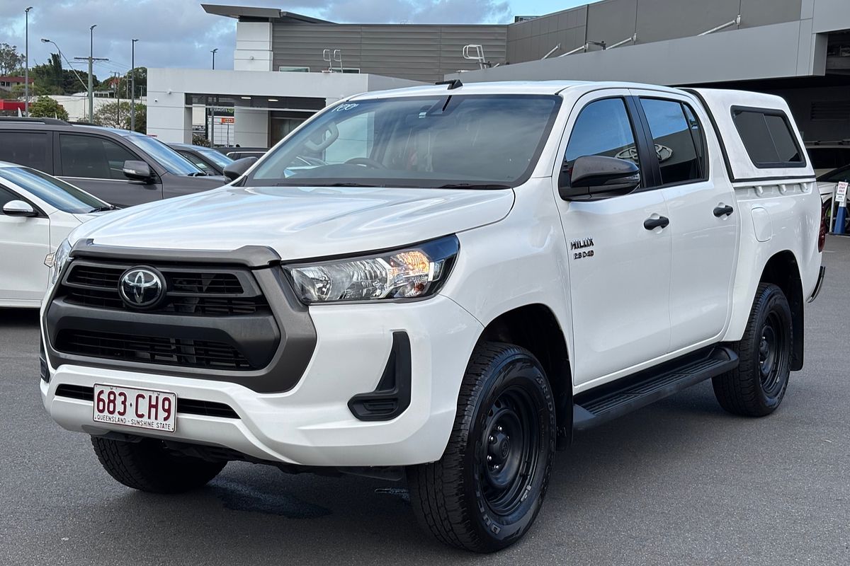 2021 Toyota Hilux Hilux 4x2 SR 2.8L T Diesel Automatic Double Cab