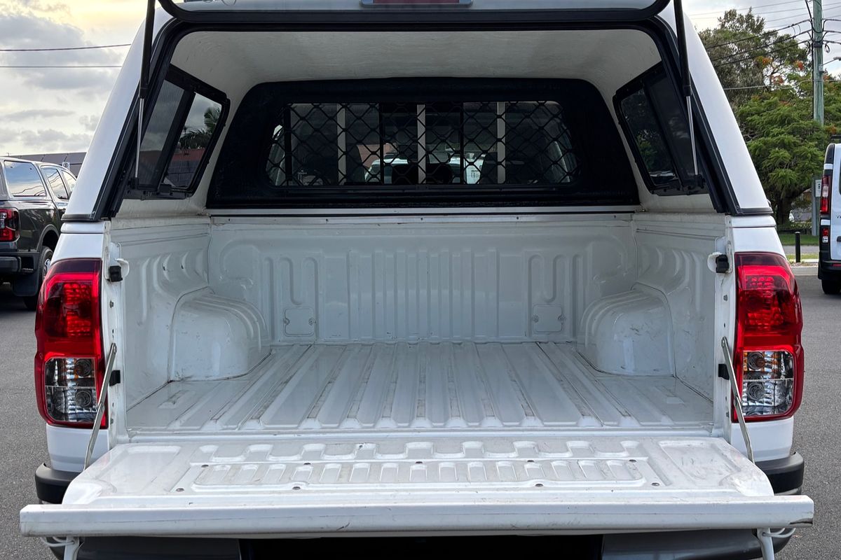 2021 Toyota Hilux Hilux 4x2 SR 2.8L T Diesel Automatic Double Cab