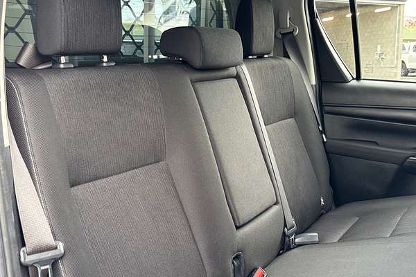 2021 Toyota Hilux Hilux 4x2 SR 2.8L T Diesel Automatic Double Cab