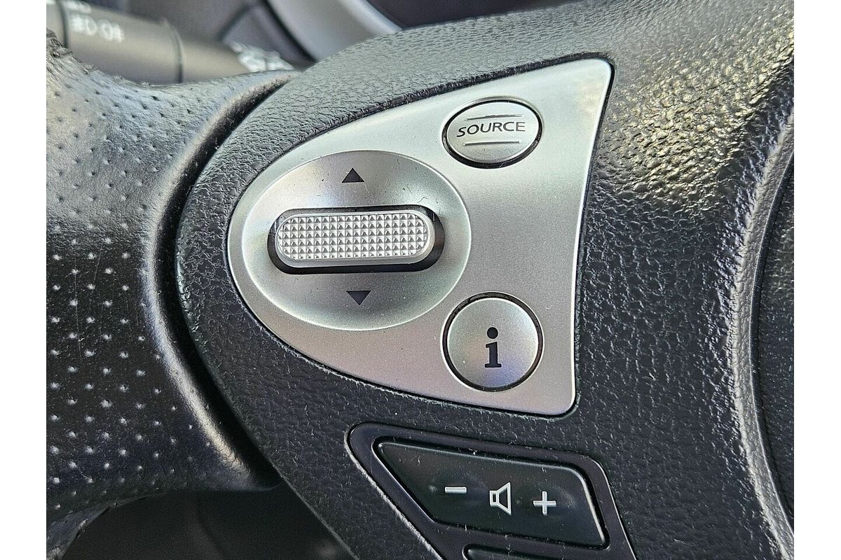 2014 Nissan JUKE ST-S (FWD) F15