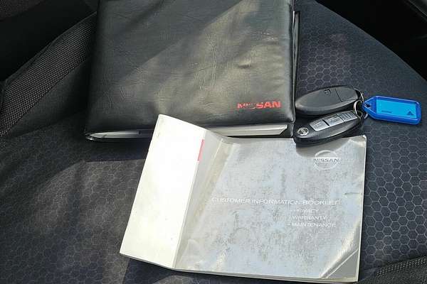 2014 Nissan JUKE ST-S (FWD) F15