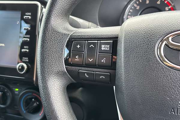 2021 Toyota Hilux Hilux 4x2 SR 2.8L T Diesel Automatic Double Cab