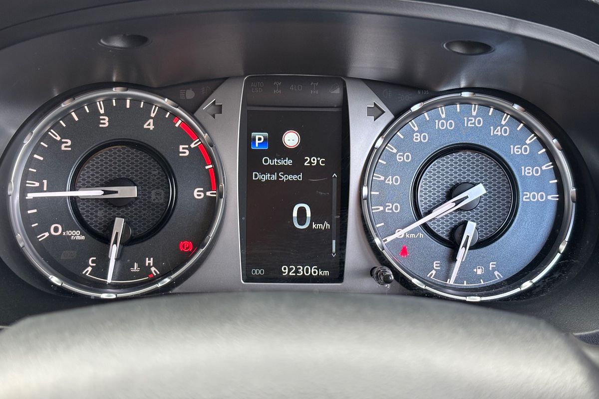 2021 Toyota Hilux Hilux 4x2 SR 2.8L T Diesel Automatic Double Cab