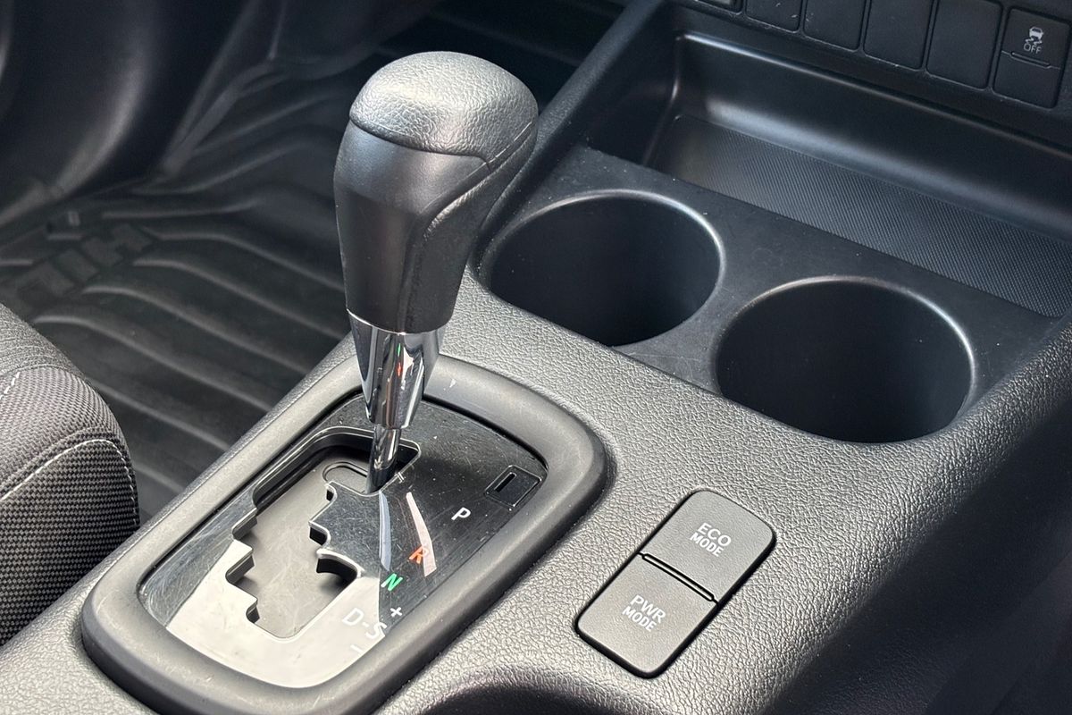 2021 Toyota Hilux Hilux 4x2 SR 2.8L T Diesel Automatic Double Cab