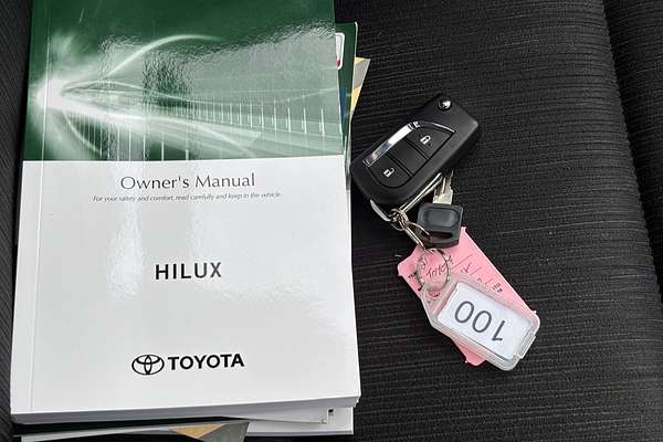 2021 Toyota Hilux Hilux 4x2 SR 2.8L T Diesel Automatic Double Cab