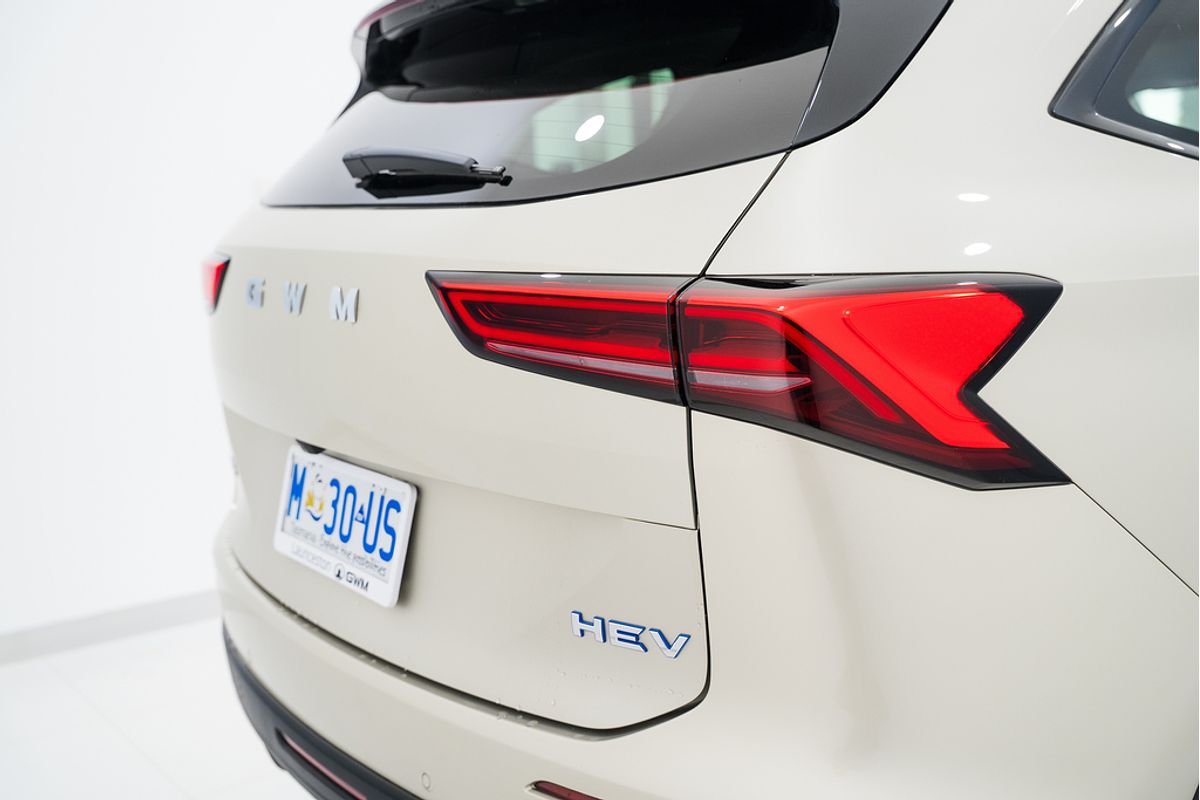 2025 GWM H6 Ultra Hybrid B01