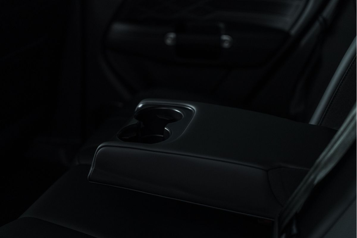 2025 GWM Tank 300 Ultra Hybrid P01