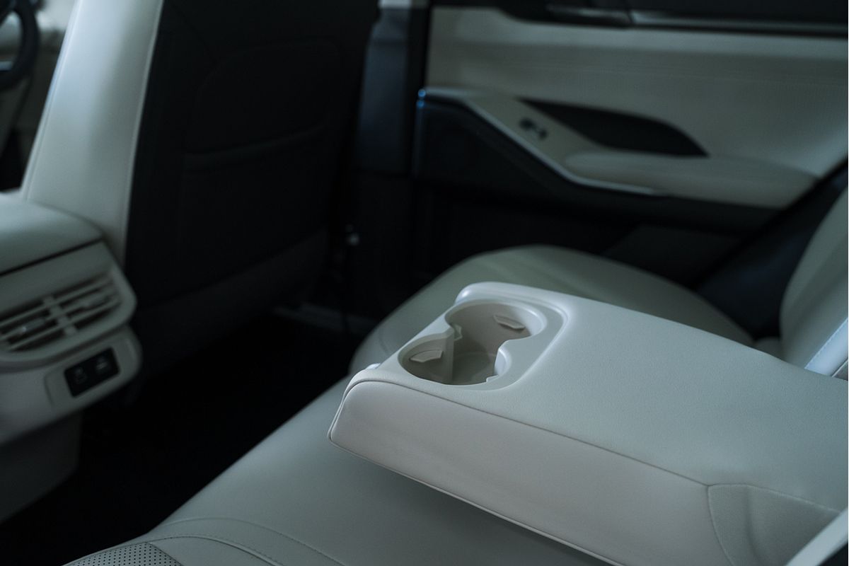 2025 GWM Haval H6 Ultra B01