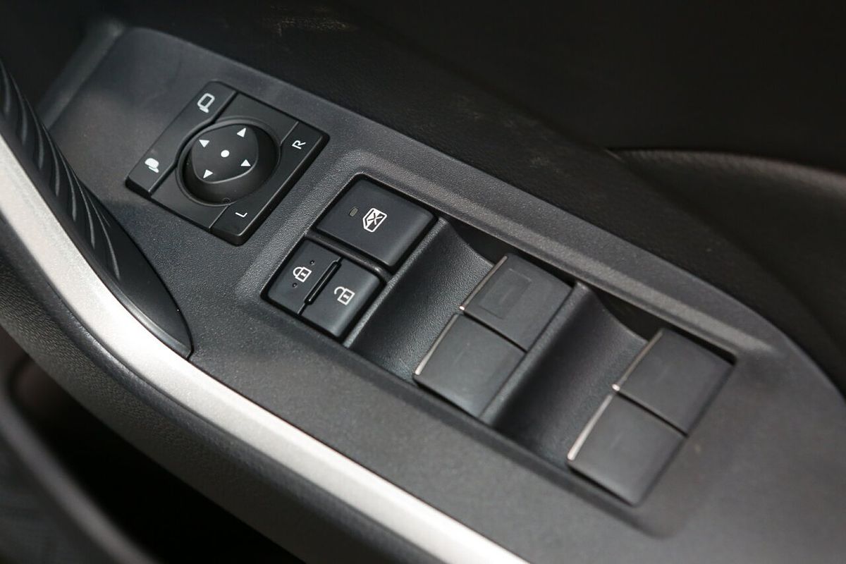 2025 Toyota RAV4 GXL AXAH54R