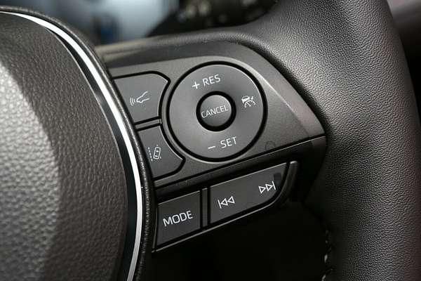 2025 Toyota RAV4 GXL AXAH54R