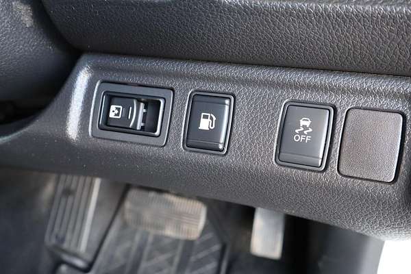 2015 Nissan Navara RX D23 4X4