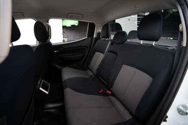 2019 Mitsubishi Triton GLX+ MR 4X4