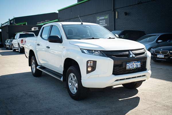 2019 Mitsubishi Triton GLX+ MR 4X4